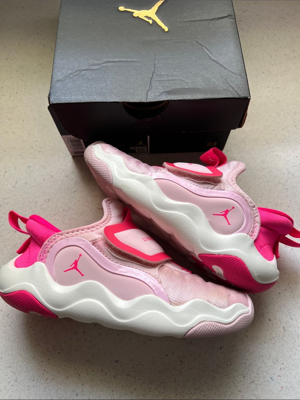 Jordan Kids 23/7.2 Easy On sneakers